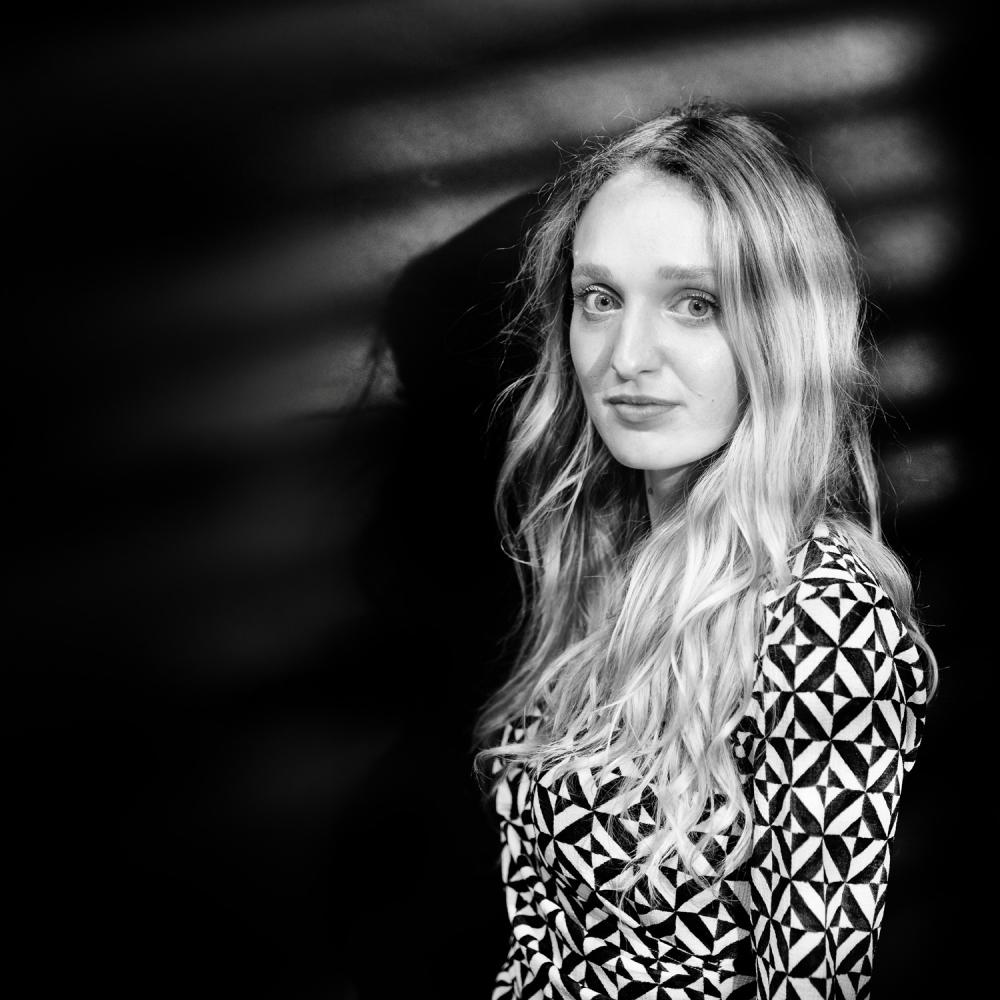 RITRATTO NOIR